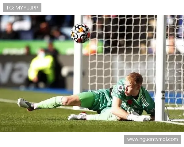 拉姆斯代尔绝妙扑救获英超最佳